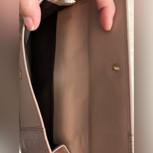 Gucci Blush Pink Leather Continental Wallet - Picture 7 of 15